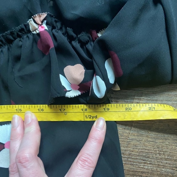 KATE SPADE Black Floral ruffle blouse NWOT preppy cute chic spring chiffon sz S - Picture 12 of 14